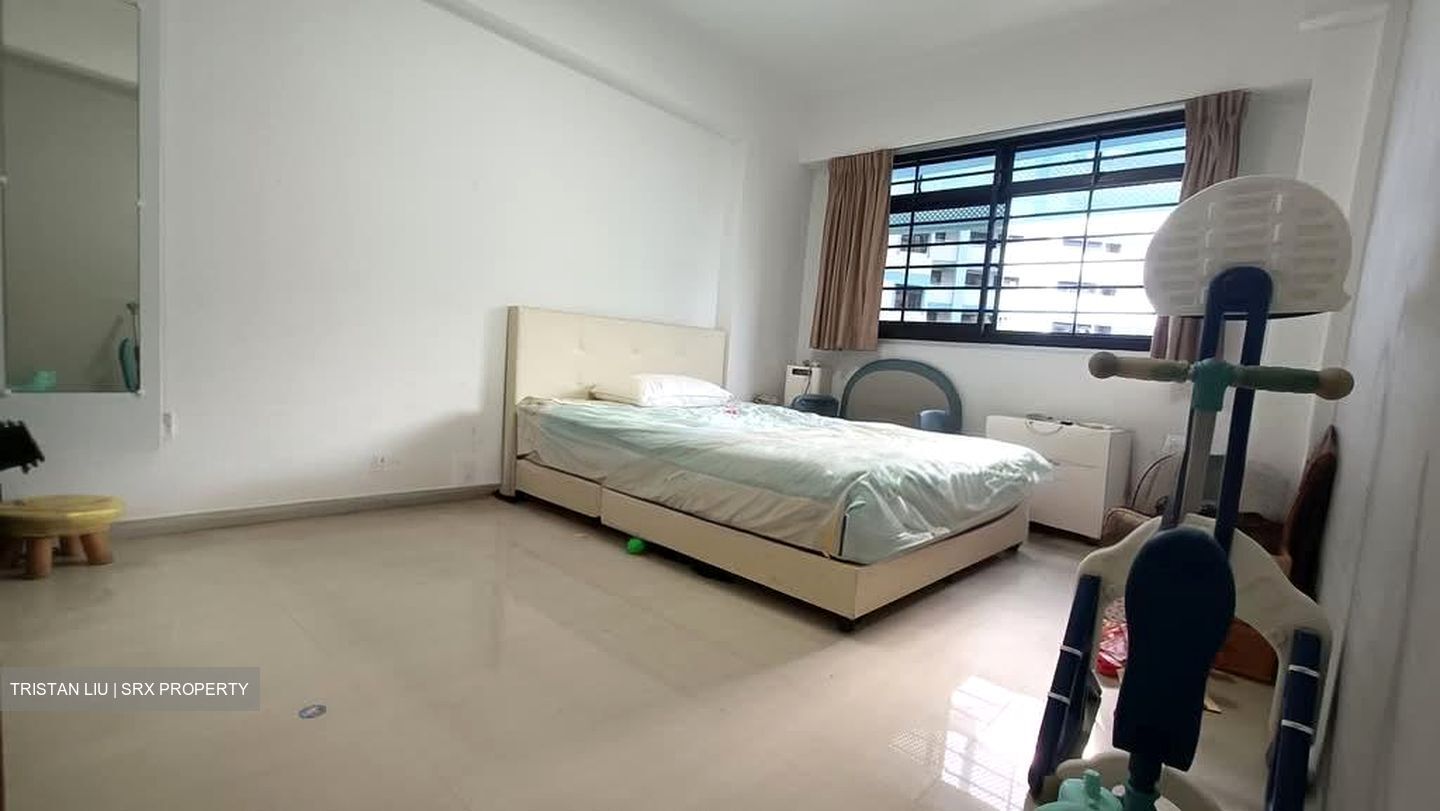 Blk 506A Montreal Spring (Sembawang), HDB Executive #565236101
